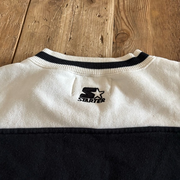 Vintage STARTER Los Angeles Raiders Crewneck Sweatshirt NFL Football - Picture 10 of 10